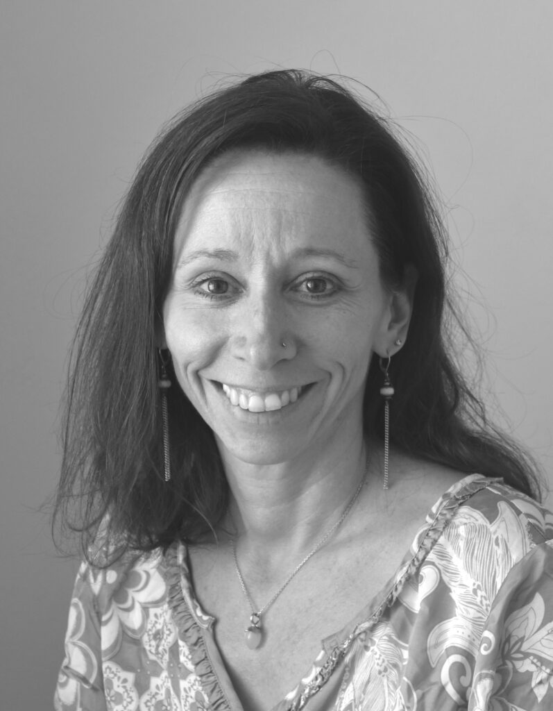 Marisa Nussbaumer, Lehrkraft für Prozessbegleitung, Didaktik und Hatha Yoga an der Lotos Yoga Aus- und Weiterbildungsschule Yoga